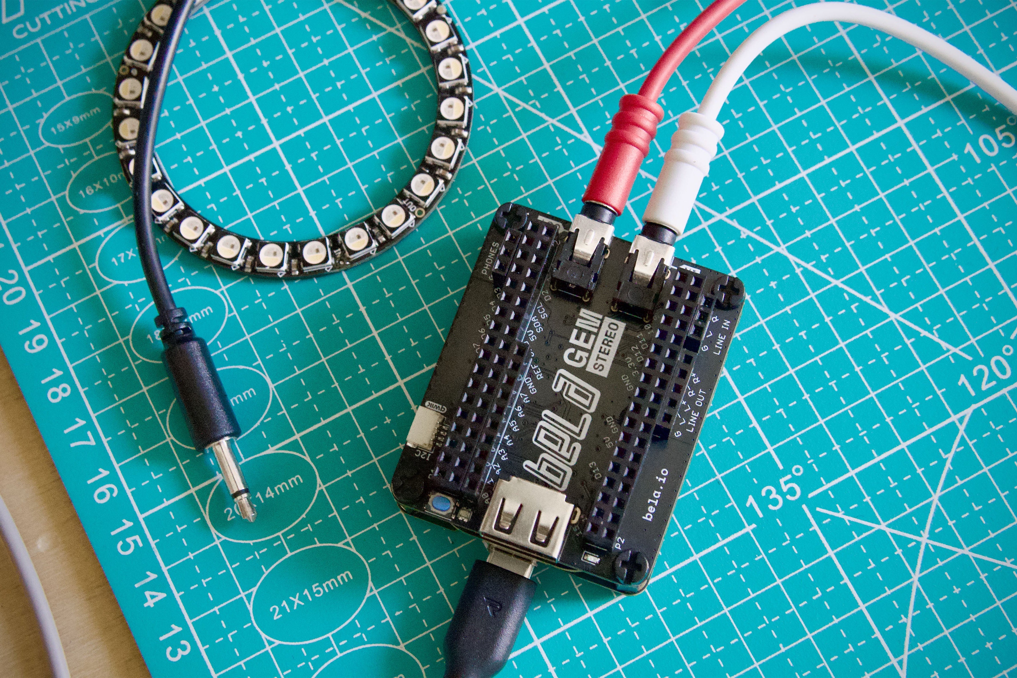 bela-gem-stereo-carte-audio-st-r-o-starter-kit-pocketbeagle image 2